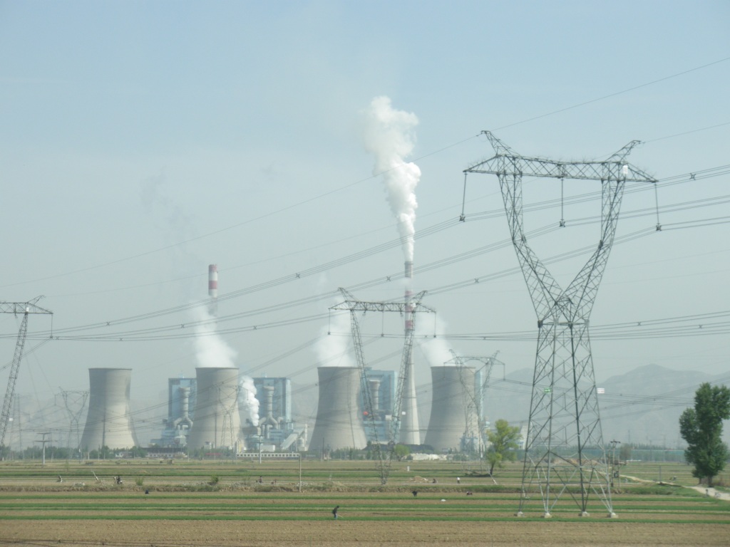 Coal fired power plant in Shuozhou, Shanxi province. Photo credit: Kleineolive. Licensed under the Creative Commons Attribution 3.0 Unported license.